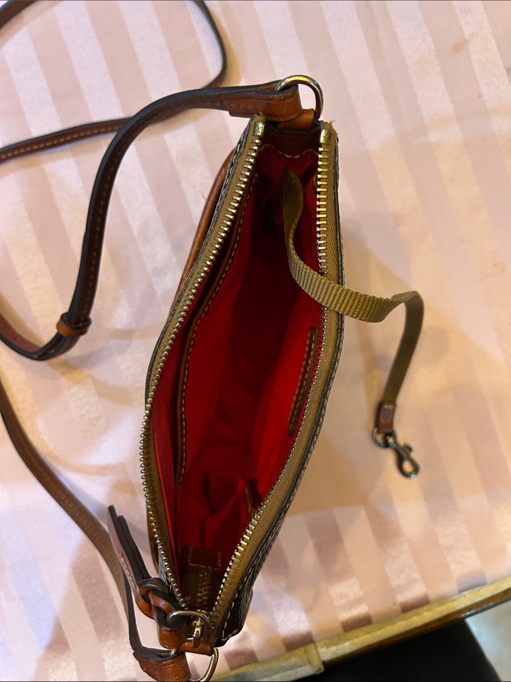 Dooney & Bourke Black Lizard-Embossed Crossbody with Brown Trim - Picture 3 of 4